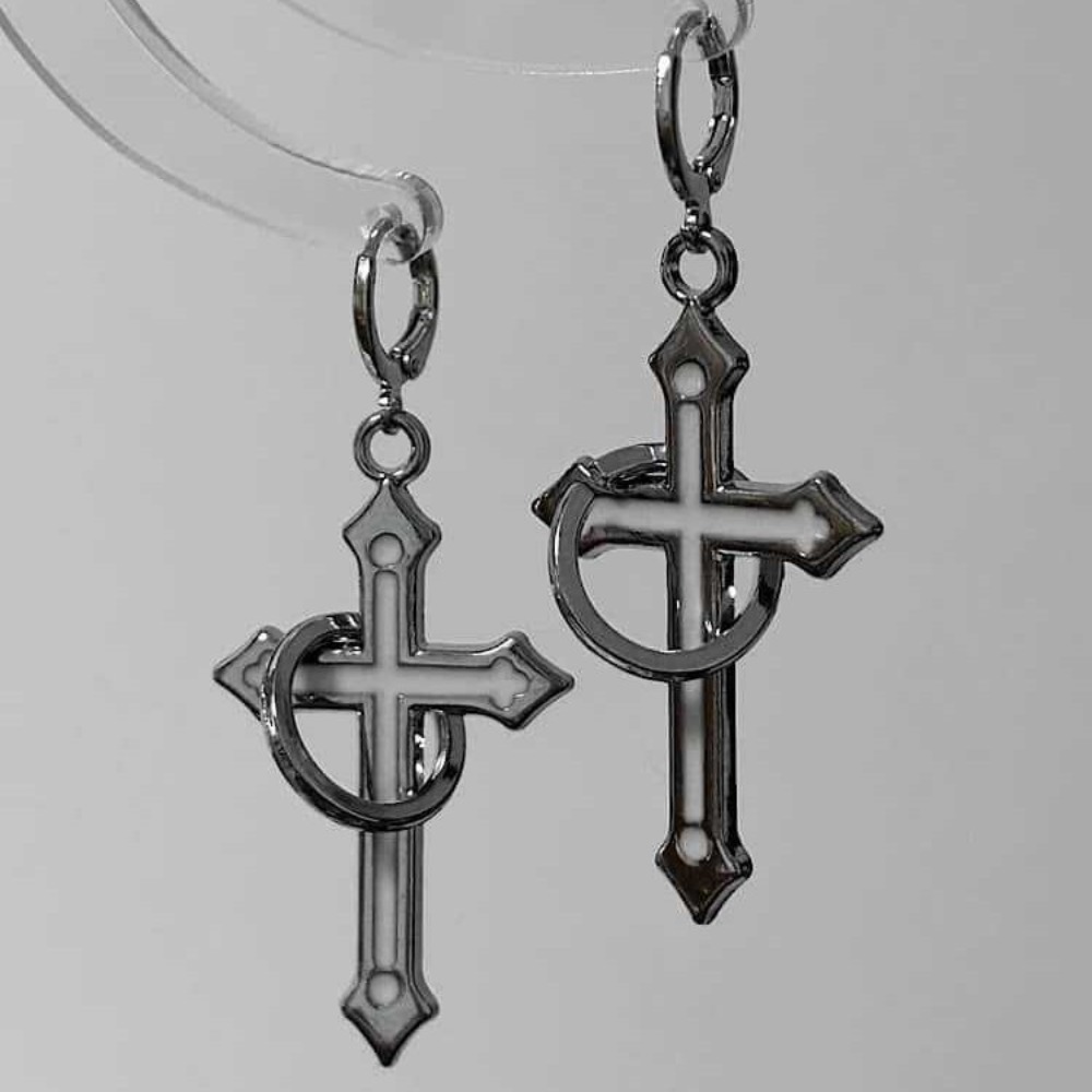 Men Accessories Aesthetic - أقراط دائرية فضية اللون بتصميم صليب