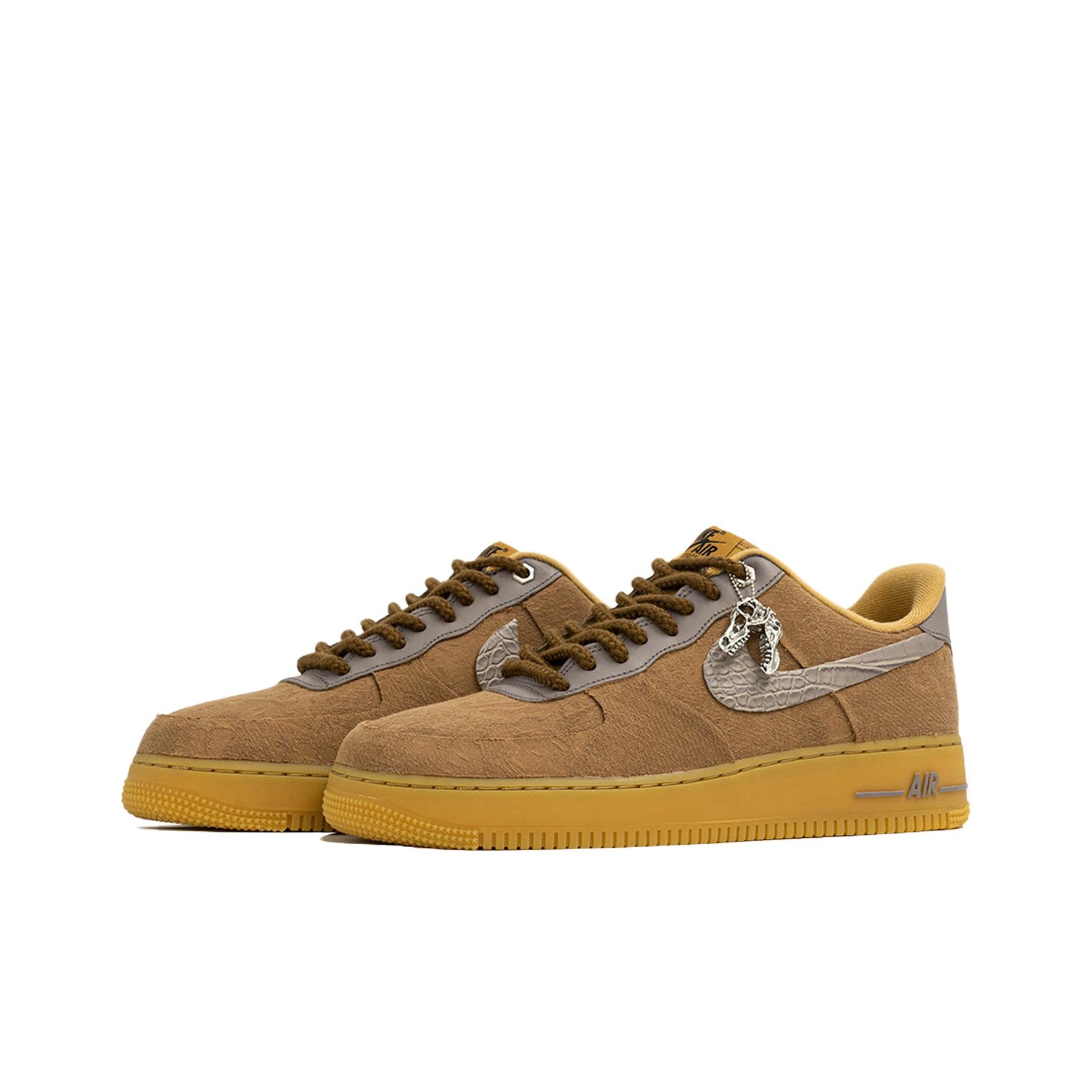 حذاء نايك اير فورس 1 كاليدوسكو - مراجعة Nike Shoes Air Force 1 وسعره